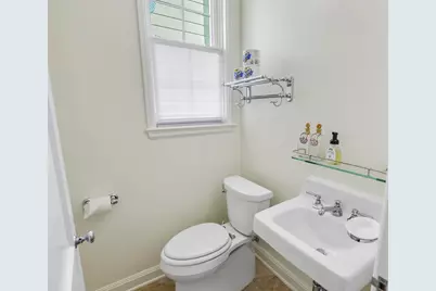 250 Algoma Road, Palm Beach, FL 33480 - Photo 21