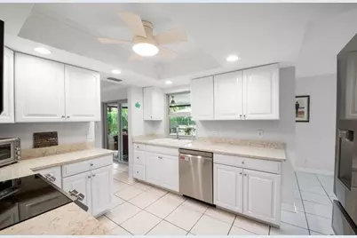 6372 Sleepy Willow Way, Delray Beach, FL 33484 - Photo 9