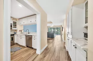 827 Oak Harbour Dr, Juno Beach, FL 33408 - Photo 9