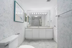 9455 Collins Ave, Surfside, FL 33154 - Photo 23