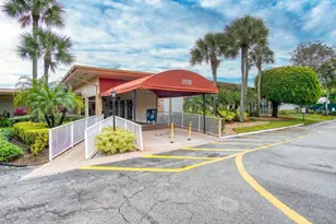 223 Lake Frances Dr, West Palm Beach, FL 33411 - Photo 25