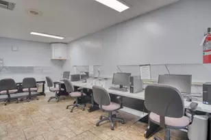 223 Lake Frances Dr, West Palm Beach, FL 33411 - Photo 31