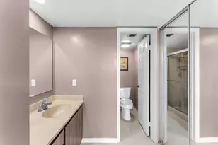 3540 Whitehall Dr, West Palm Beach, FL 33401 - Photo 15