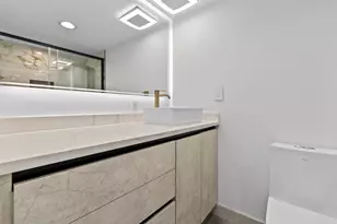 809 W Oakland Park Blvd, Oakland Park, FL 33311 - Photo 17