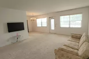 268 Wellington J, West Palm Beach, FL 33417 - Photo 3