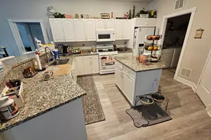 2720 SE Kern Rd, Port Saint Lucie, FL 34984 - Photo 9