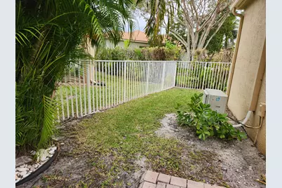 2564 Sandy Cay, West Palm Beach, FL 33411 - Photo 19