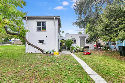 19 S E Street, Lake Worth Beach, FL 33460 - Photo 9