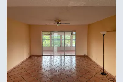 729 Lori Drive #405, Lake Worth Beach, FL 33461 - Photo 11