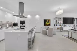 20155 Boca W Dr, Boca Raton, FL 33434 - Photo 5