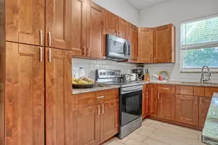 309 NE 11th Ave, Boynton Beach, FL 33435 - Photo 13