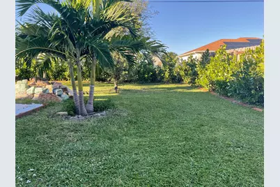 729 SW Haas Avenue, Port Saint Lucie, FL 34953 - Photo 17