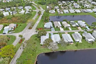 8201 Cinnamon Ln, Port Saint Lucie, FL 34952 - Photo 15