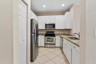 3013 Grandiflora Dr, Greenacres, FL 33467 - Photo 9