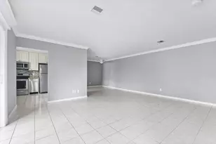 1205 S Lakes End Dr, Fort Pierce, FL 34982 - Photo 13