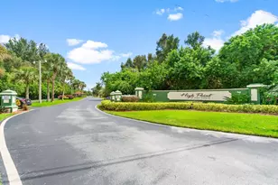 1205 S Lakes End Dr, Fort Pierce, FL 34982 - Photo 27