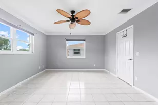 1205 S Lakes End Dr, Fort Pierce, FL 34982 - Photo 23