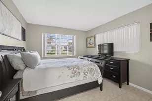 64 Canterbury C, West Palm Beach, FL 33417 - Photo 11