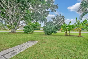 6127 Rainbow Cir, Greenacres, FL 33463 - Photo 21