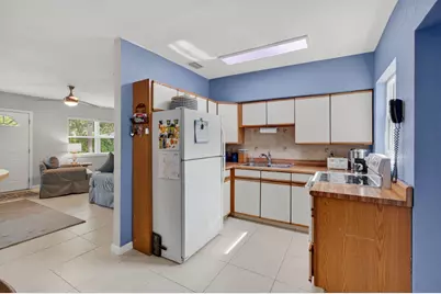 254 NE 22nd Street, Delray Beach, FL 33444 - Photo 9