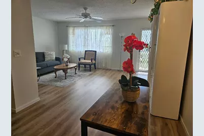 300 Village Green Circle S #408, Palm Springs, FL 33461 - Photo 5