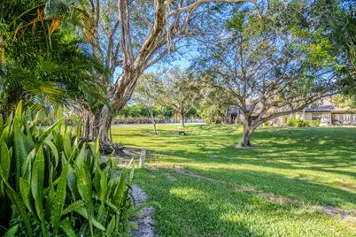 427 Cottonwood Place, Boca Raton, FL 33431 - Photo 17