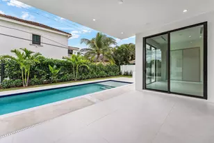 498 NE 6th St, Boca Raton, FL 33432 - Photo 47