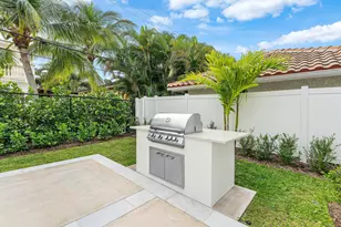 498 NE 6th St, Boca Raton, FL 33432 - Photo 49