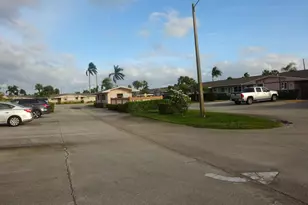 2763 Dudley Dr W, West Palm Beach, FL 33415 - Photo 15