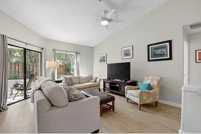 13534 Fountain View Boulevard, Wellington, FL 33414 - Photo 9