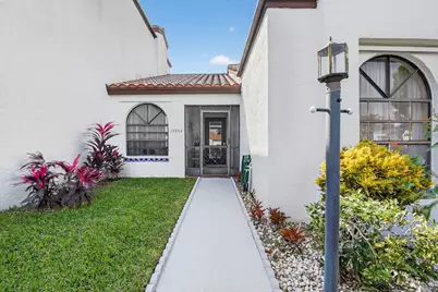 13534 Fountain View Boulevard, Wellington, FL 33414 - Photo 5