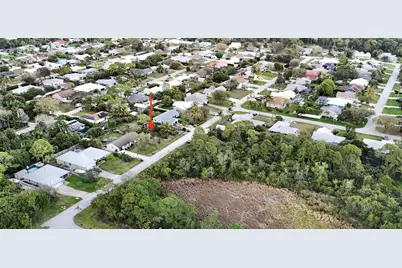 6483 SE Sylvan Place, Hobe Sound, FL 33455 - Photo 9