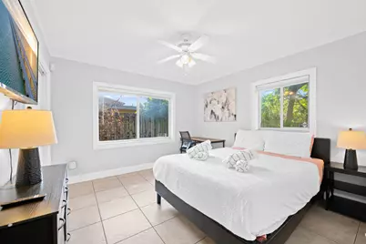 1213 NW 7th Avenue, Fort Lauderdale, FL 33311 - Photo 13