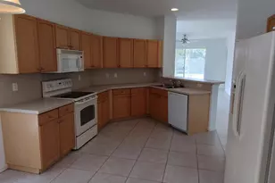 9834 SW Eastbrook Cir, Port Saint Lucie, FL 34987 - Photo 5