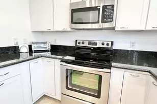 840 Marina Del Ray Ln, West Palm Beach, FL 33401 - Photo 9