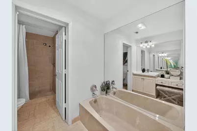 7472 La Paz Boulevard #109, Boca Raton, FL 33433 - Photo 17