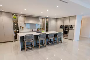 220 SE Mizner Blvd, Boca Raton, FL 33432 - Photo 9