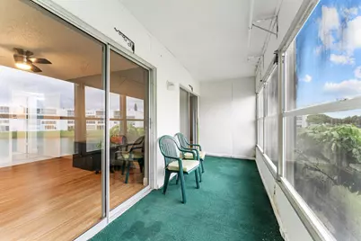 202 Wellington A, West Palm Beach, FL 33417 - Photo 19