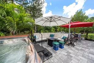 6751 SE Lillian Ct, Stuart, FL 34997 - Photo 27