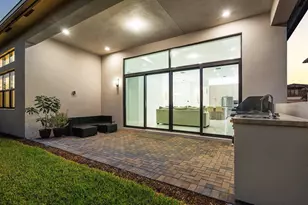 8330 Essex Country Clb Dr, Boca Raton, FL 33434 - Photo 13