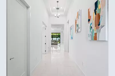 8330 Essex Country Club Drive, Boca Raton, FL 33434 - Photo 5