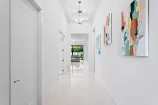 8330 Essex Country Clb Dr, Boca Raton, FL 33434 - Photo 5