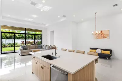 8330 Essex Country Club Drive, Boca Raton, FL 33434 - Photo 27