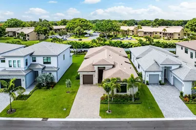 8330 Essex Country Club Drive, Boca Raton, FL 33434 - Photo 19