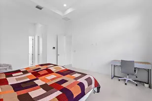 8330 Essex Country Clb Dr, Boca Raton, FL 33434 - Photo 41