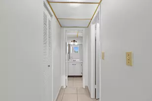 500 Executive Center Dr, West Palm Beach, FL 33401 - Photo 17