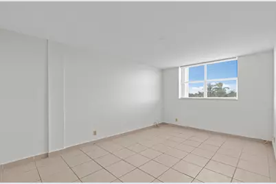 500 Executive Center Drive #3e, West Palm Beach, FL 33401 - Photo 13