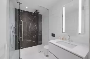 300 Biscayne Blvd Way, Miami, FL 33131 - Photo 21