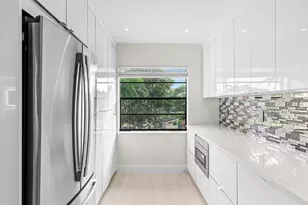 18 Stratford Dr E, Boynton Beach, FL 33436 - Photo 15