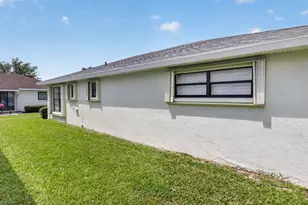 9800 Tabebuia Tree Dr, Boynton Beach, FL 33436 - Photo 31